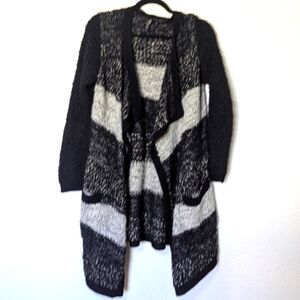 Jean Pascale Black and Gray Color Block Cardigan Sweater
